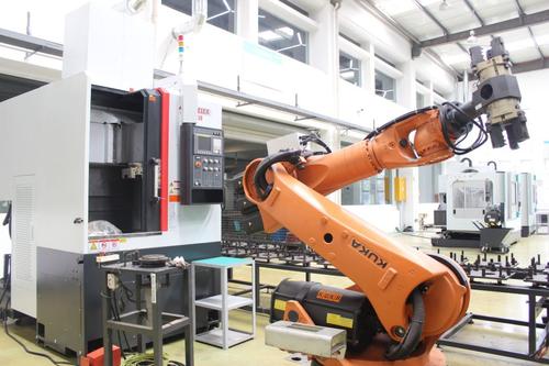 初中生可以学工业机器人的学校